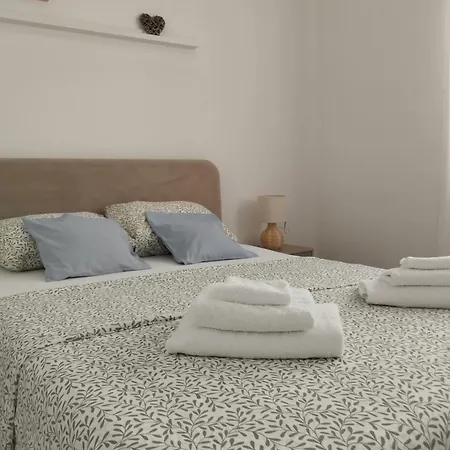 Sunset Bay Apartment